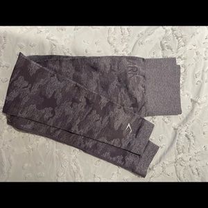 Gymshark, camo leggings